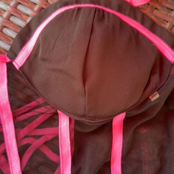 NWT-LOVEJ CROPPED TOP - Picture 5 of 5